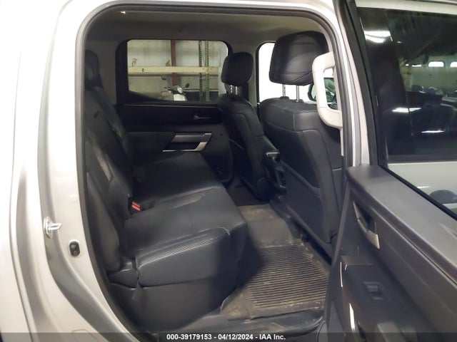 Toyota Tundra Sr5 2022 5TFLA5DB3NX008255 Image 8