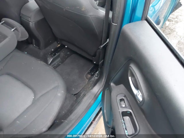 ZACNJAABXLPL08975 Jeep Renegade Sport Fwd