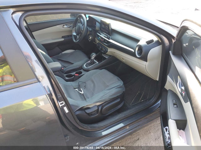 KIA Forte Lxs 2023 3KPF24AD9PE597860 Image 5