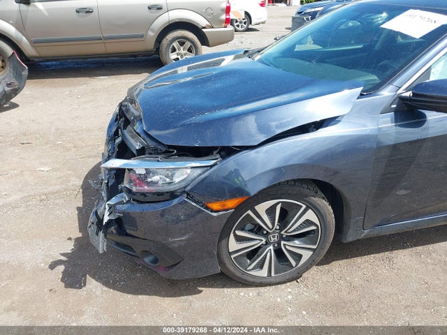 Honda Civic Ex-t 2018 2HGFC1F3XJH646136 Image 11