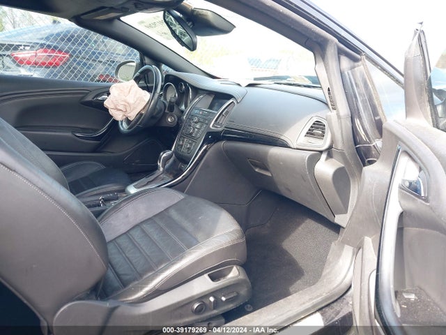 W04WT3N54GG053643 Buick Cascada Premium