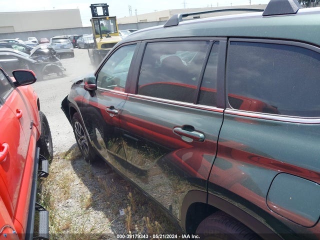 Toyota Highlander Xle 2024 5TDKDRAH3RS531371 Image 14
