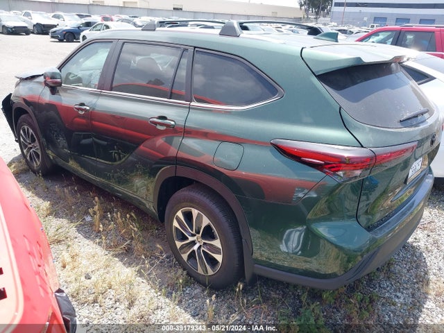 Toyota Highlander Xle 2024 5TDKDRAH3RS531371 Image 3
