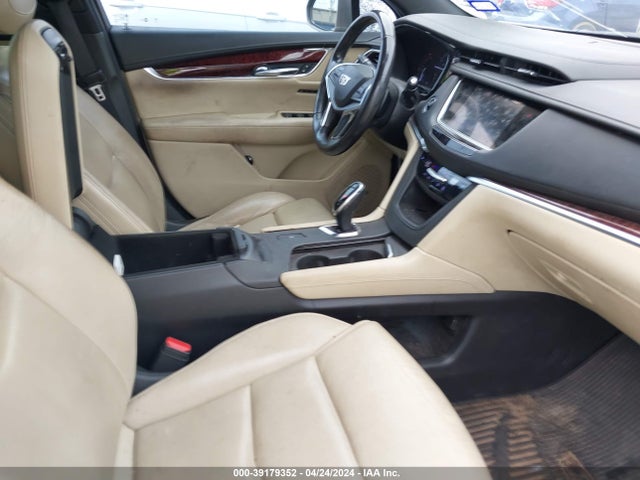 1GYKNBRS3HZ288530 Cadillac XT5 LUXURY