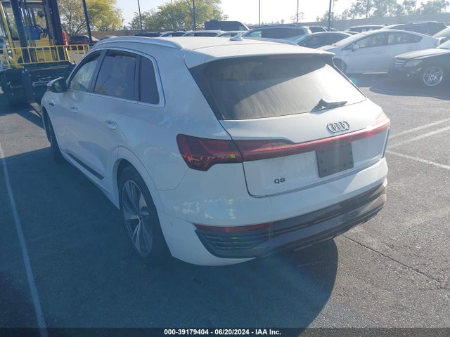 Audi Q8 E-tron Premium Plus Quattro 2024 WA15AAGE4RB029281 Image 3