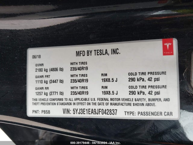 Tesla Model 3 Long Range/mid Range 2018 5YJ3E1EA9JF042837 Image 9