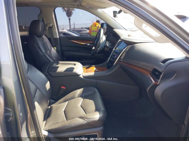 1GYS3BKJ2LR167858 Cadillac Escalade 2wd Luxury