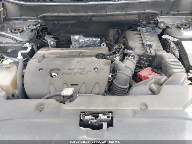 4A4AP3AU2FE043360 Mitsubishi Outlander Sport Es