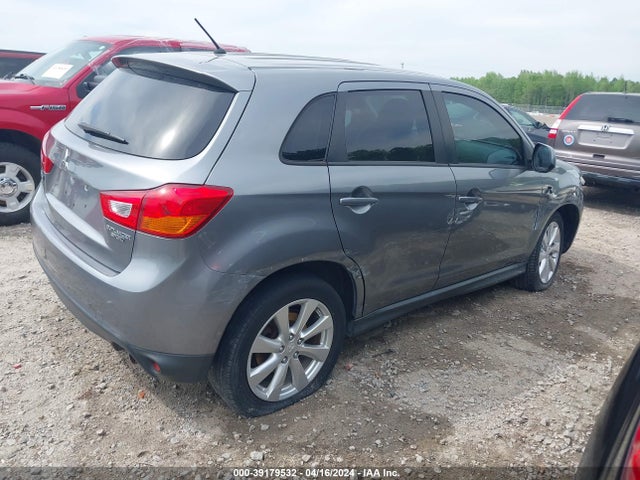 4A4AP3AU2FE043360 Mitsubishi Outlander Sport Es