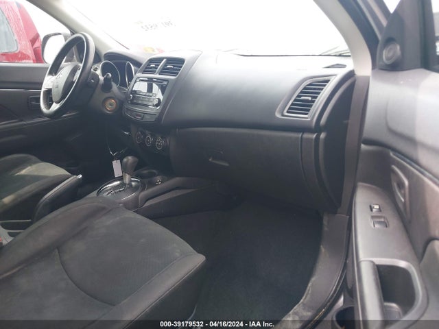 4A4AP3AU2FE043360 Mitsubishi Outlander Sport Es