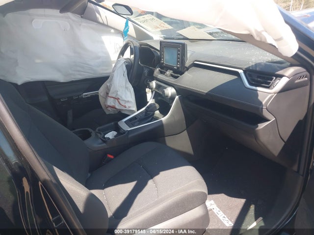 Toyota RAV4 LE 2020 2T3F1RFV9LW094832 Image 5