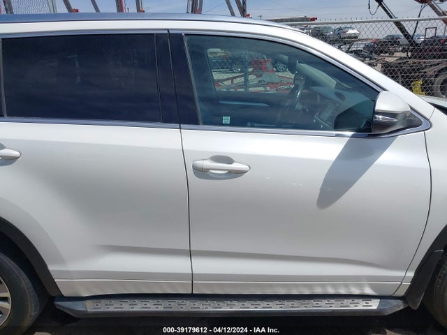 Toyota Highlander Xle V6 2015 5TDKKRFH2FS058444 Image 13