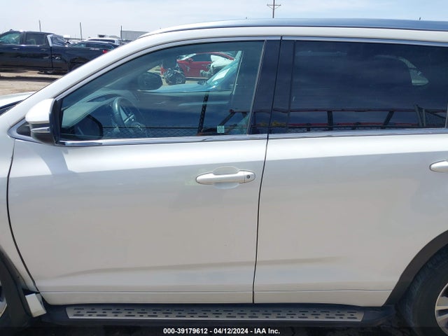 Toyota Highlander Xle V6 2015 5TDKKRFH2FS058444 Image 14