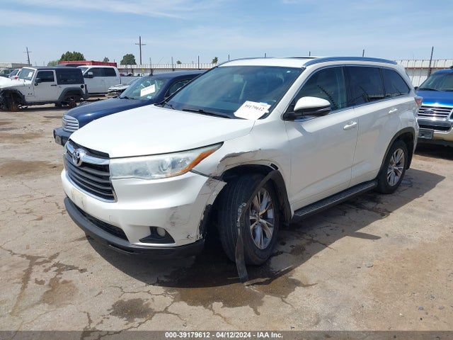 Toyota Highlander Xle V6 2015 5TDKKRFH2FS058444 Image 2