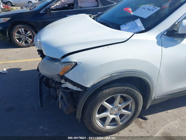 Nissan ROGUE S 2016 KNMAT2MV5GP630773 Image 6