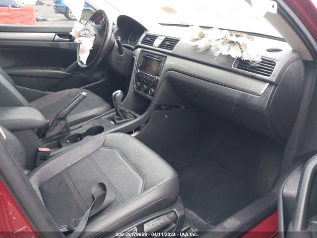 1VWAT7A38FC085249 Volkswagen Passat 1.8t Limited Edition