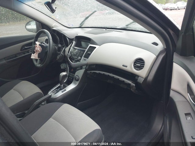 Chevrolet Cruze Ls Auto 2015 1G1PA5SH2F7126851 Image 5