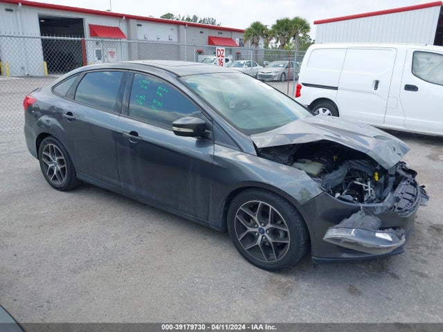 Ford FOCUS SEL 2018 1FADP3H24JL252831 Image 1
