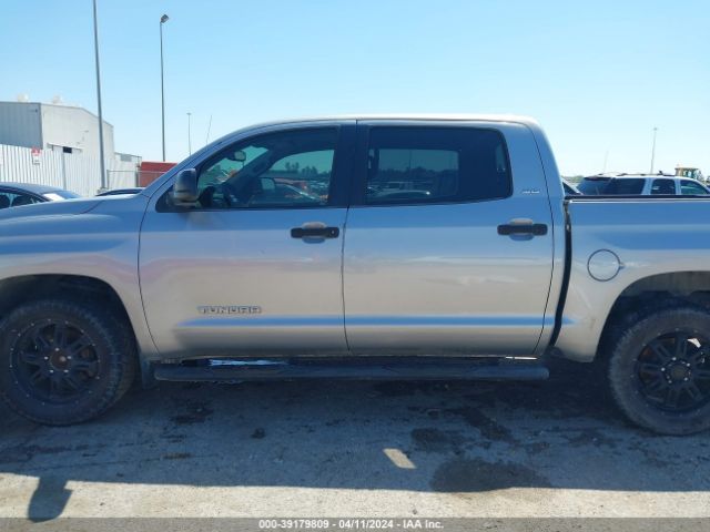 5TFEM5F18EX073820 Toyota Tundra Sr5 4.6l V8