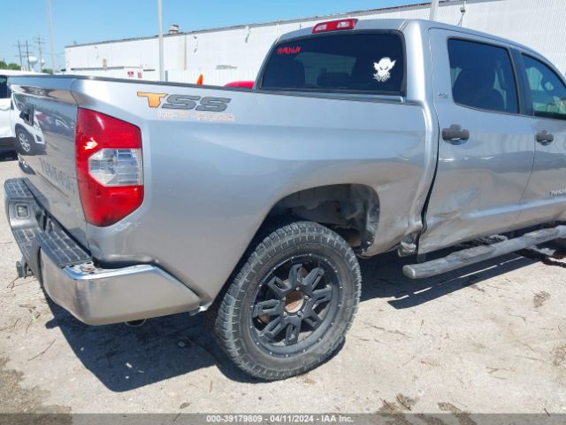 5TFEM5F18EX073820 Toyota Tundra Sr5 4.6l V8