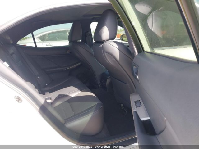 JTHBA1D24G5035272 Lexus IS 200T