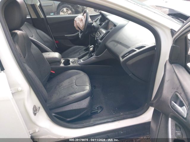 1FADP3J2XEL270136 Ford Focus Titanium