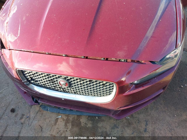 SAJAR4BG4HA964555 Jaguar Xe 25t