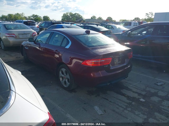 SAJAR4BG4HA964555 Jaguar Xe 25t