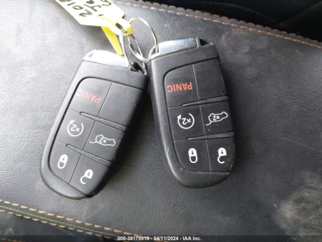 3C4NJDCB0JT101261 Jeep Compass Limited 4x4