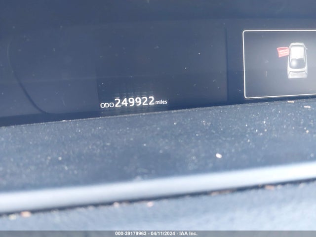 Toyota Prius Two 2016 JTDKBRFUXG3022372 Image 15