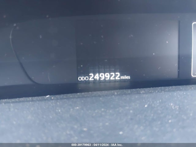 Toyota Prius Two 2016 JTDKBRFUXG3022372 Image 7
