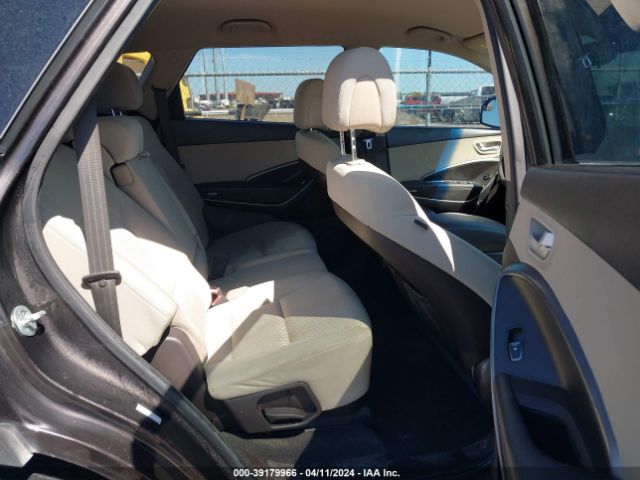 KM8SMDHF1HU184085 Hyundai Santa Fe Se