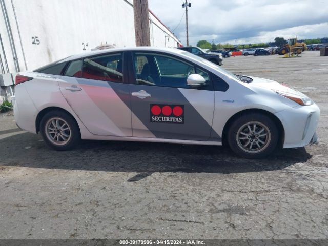 JTDL9MFU1N3031901 Toyota Prius Le Awd-e