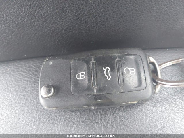 3VWD17AJ7GM226099 Volkswagen Jetta 1.8t Sport