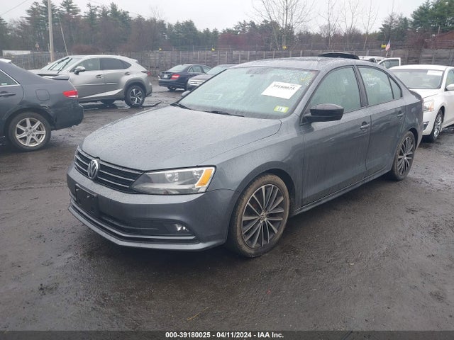 3VWD17AJ7GM226099 Volkswagen Jetta 1.8t Sport