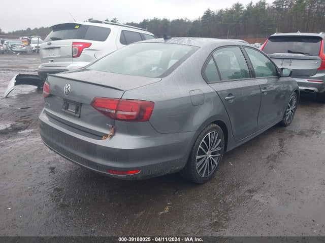 3VWD17AJ7GM226099 Volkswagen Jetta 1.8t Sport