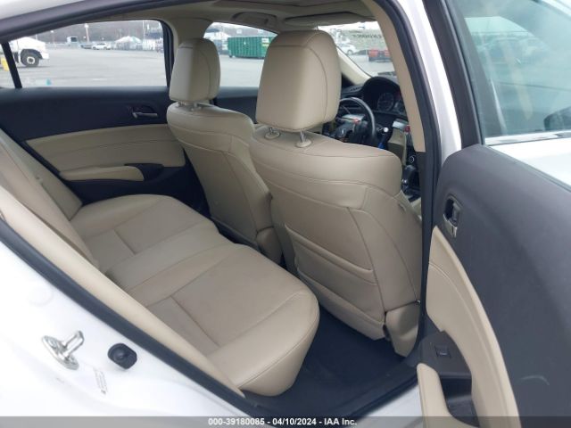 19UDE2F72GA016418 Acura Ilx Premium Package/technology Plus Package