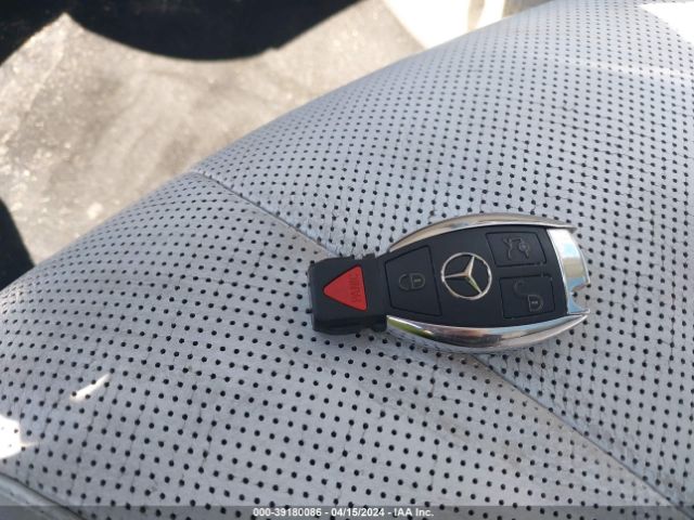 WDDUG8CB0GA227241 Mercedes-Benz S 550