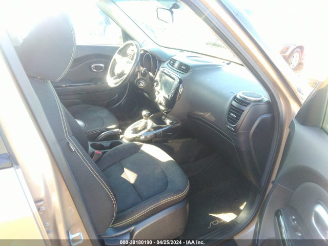 KIA SOUL + 2014 KNDJP3A5XE7023585 Image 5
