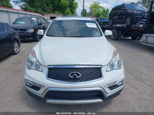 JN1BJ0RPXHM385872 Infiniti QX50