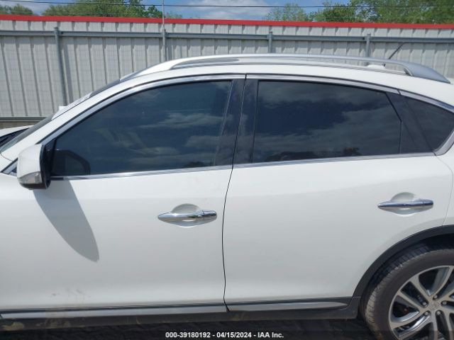 JN1BJ0RPXHM385872 Infiniti QX50