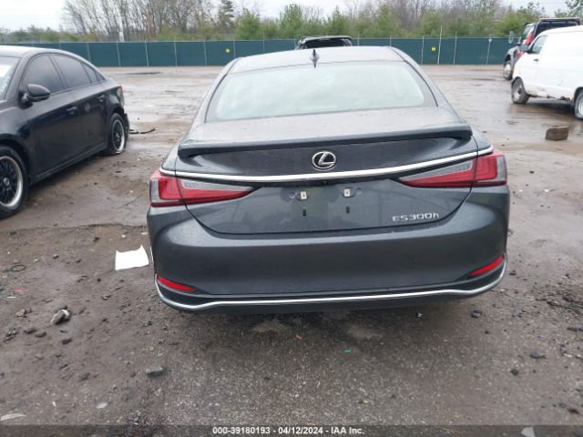 58ADA1C19RU037096 Lexus ES 300H