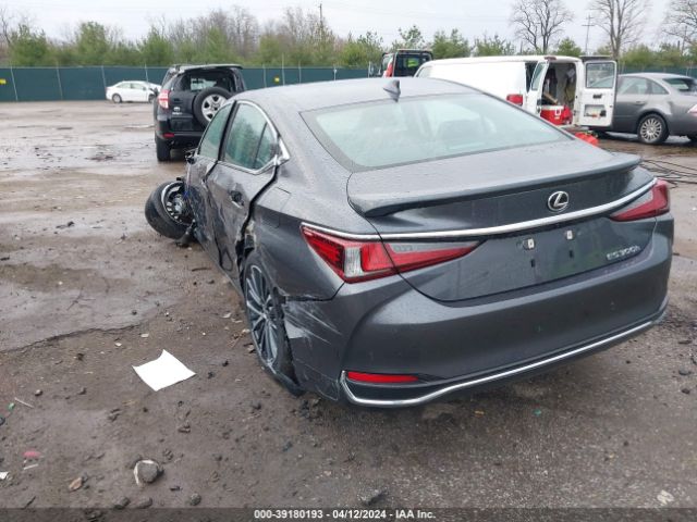 58ADA1C19RU037096 Lexus ES 300H
