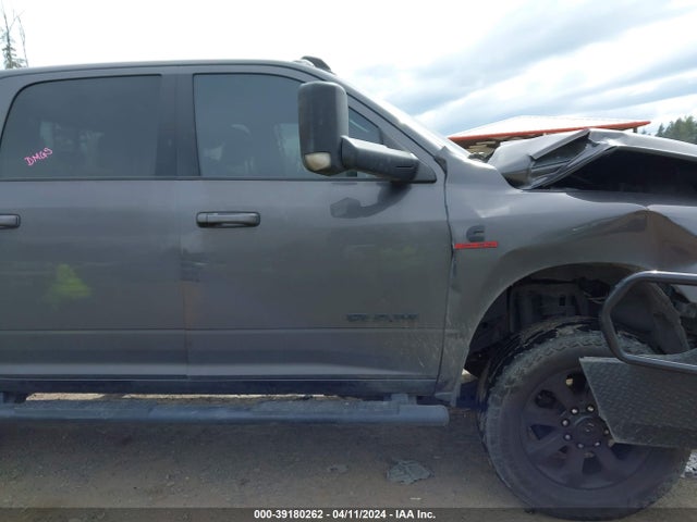 3C6UR5DL9LG173998 RAM 2500 Big Horn  4x4 6'4 Box