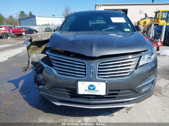 5LMCJ2D9XHUL61098 Lincoln MKC SELECT