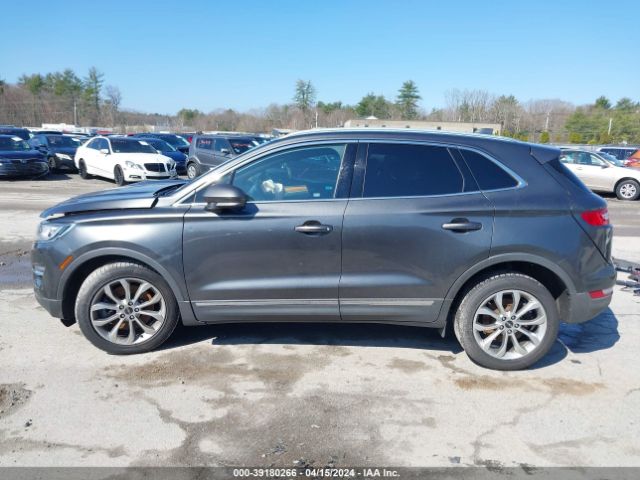 5LMCJ2D9XHUL61098 Lincoln MKC SELECT