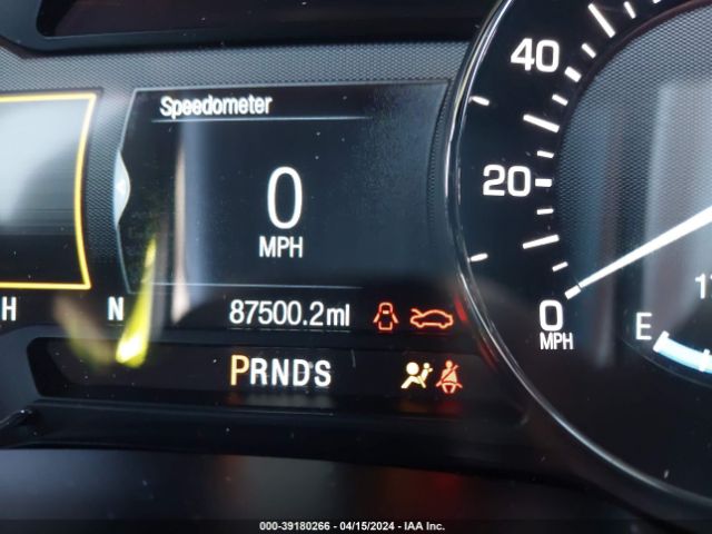 5LMCJ2D9XHUL61098 Lincoln MKC SELECT