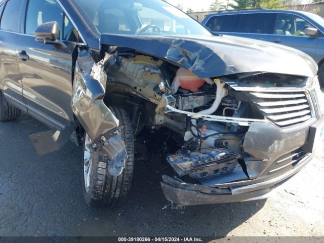 5LMCJ2D9XHUL61098 Lincoln MKC SELECT