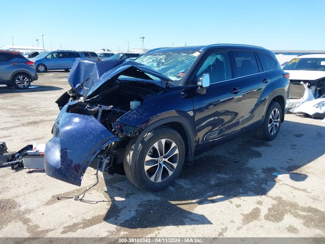 Toyota Highlander Xle 2020 5TDGZRAH7LS508819 Image 2