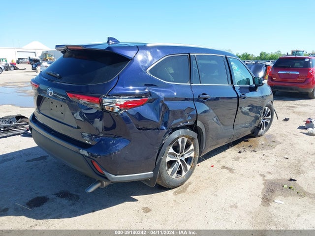 Toyota Highlander Xle 2020 5TDGZRAH7LS508819 Image 4